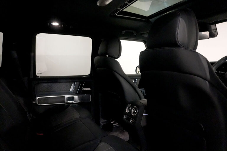 2025年モデル メルセデスAMG G63 MANUFAKTURプログラムプラス AMGナイトパッケージ MANUFAKTURオリーブ MQ4252