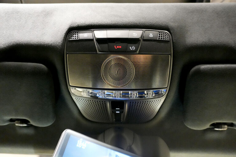 2025年モデル メルセデスAMG G63 MANUFAKTURプログラムプラス AMGナイトパッケージ MANUFAKTURオリーブ MQ4252