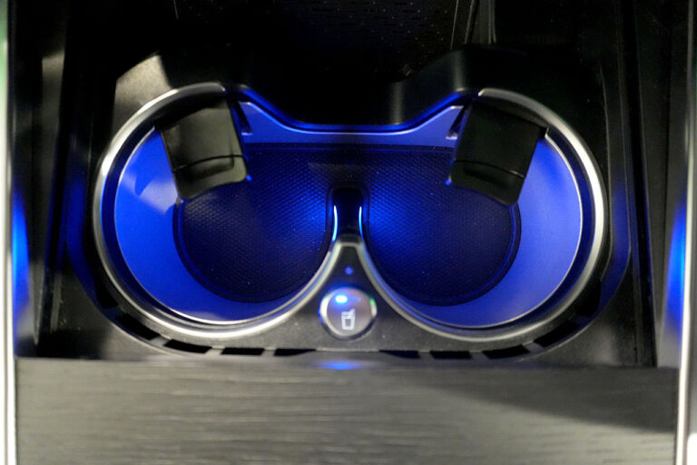 2025年モデル メルセデスAMG G63 MANUFAKTURプログラムプラス AMGナイトパッケージ MANUFAKTURオリーブ MQ4252