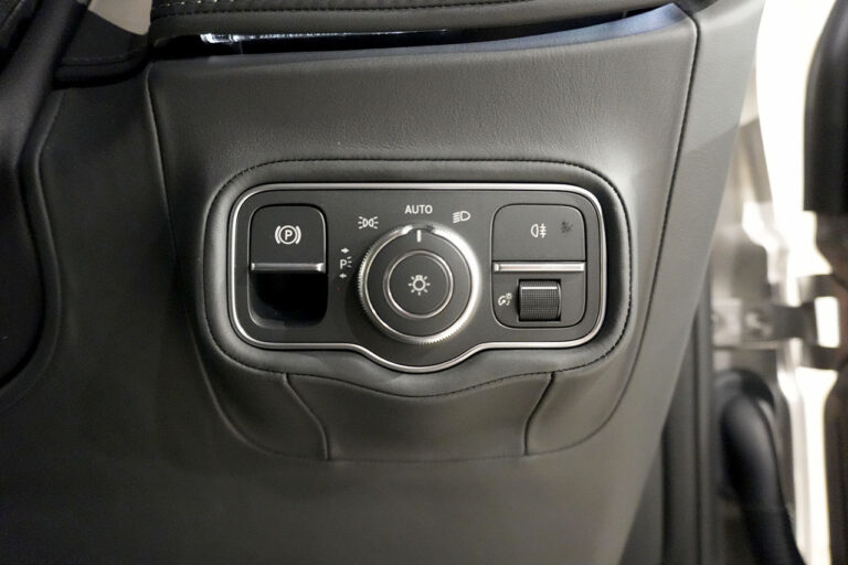 2026年式 MP202601 メルセデスベンツ G450d AMGライン MANUFAKTURプログラムプラス ナイトパッケージ モハーベシルバー　MQ4178