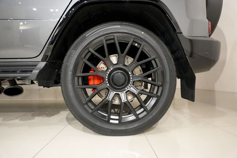 2026年式 メルセデスAMG G63 maqspeed 9 MANUFAKTURプログラムプラス AMGナイトPKG グラファイトグレー MQ4184