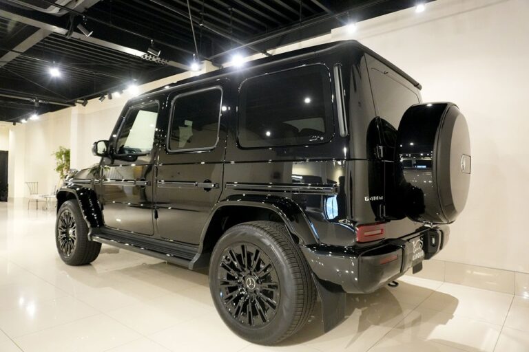 2023年式 メルセデスベンツ G400d maqspeed 12 ダークブラック Gmanufakturプログラム+ オブシディアンブラック MQ4241