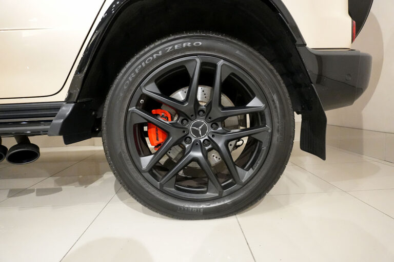 2024年式 メルセデスAMG G63 サンセットナイトPKG MANUFAKTURプログラム+ ローンチエディション MQ4243