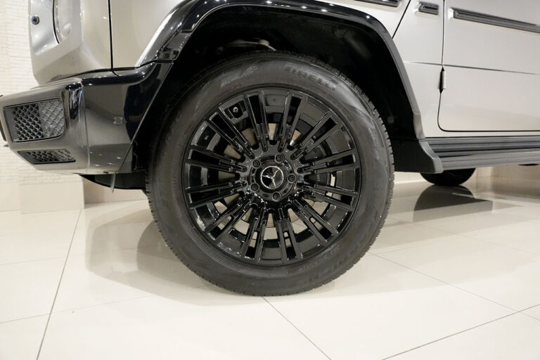 2023年式 メルセデスベンツ G400d ミッドナイト Gmanufakturプログラム AMGライン MQ4244