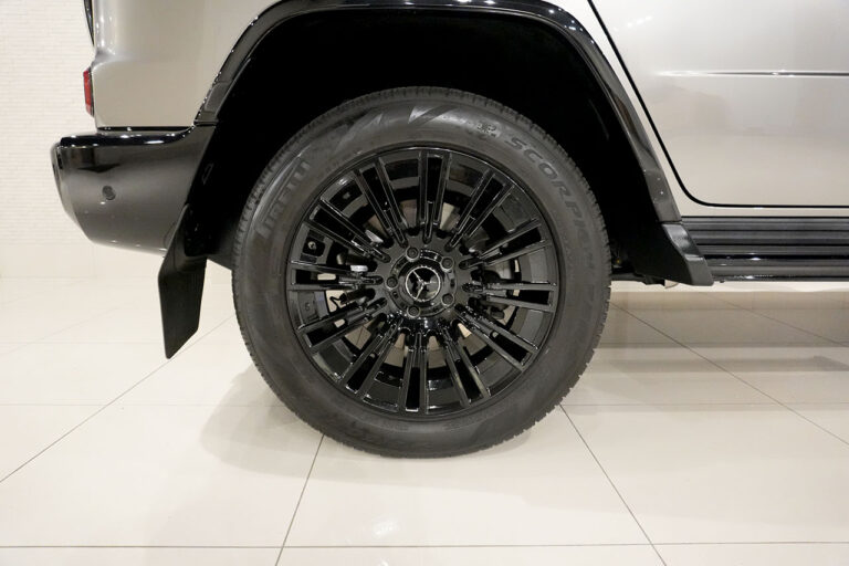 2023年式 メルセデスベンツ G400d ミッドナイト Gmanufakturプログラム AMGライン MQ4244