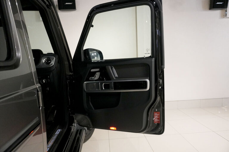 2023年式 メルセデスベンツ G400d ミッドナイト Gmanufakturプログラム AMGライン MQ4244