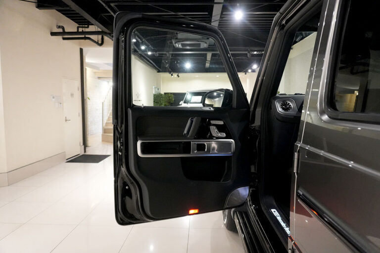 2023年式 メルセデスベンツ G400d ミッドナイト Gmanufakturプログラム AMGライン MQ4244