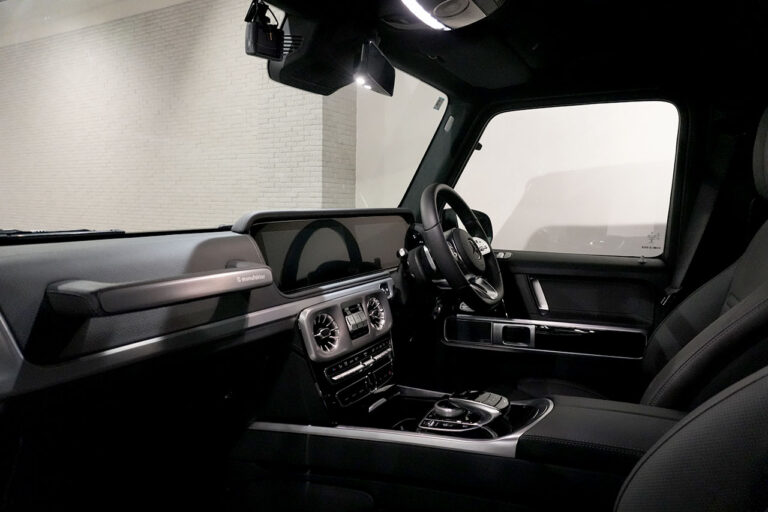 2023年式 メルセデスベンツ G400d ミッドナイト Gmanufakturプログラム AMGライン MQ4244
