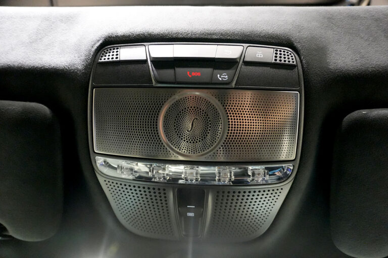 2023年式 メルセデスベンツ G400d ミッドナイト Gmanufakturプログラム AMGライン MQ4244