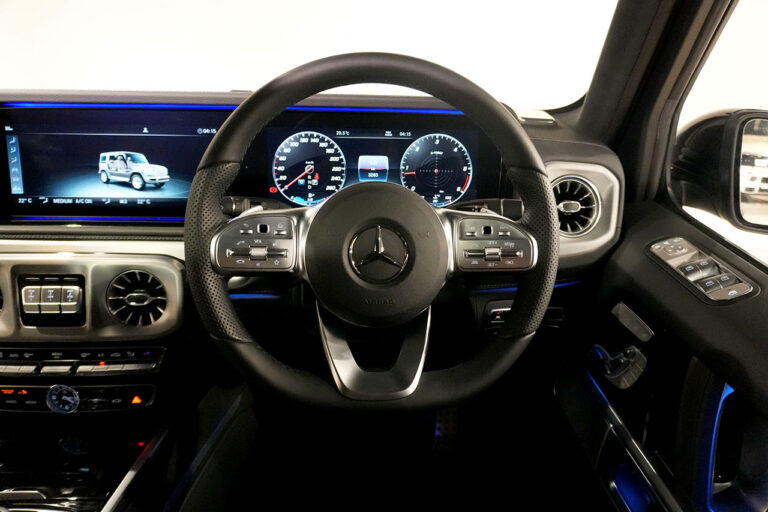 2023年式 メルセデスベンツ G400d ミッドナイト Gmanufakturプログラム AMGライン MQ4244