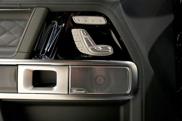 2026年式 メルセデスベンツ G450d MANUFAKTURプログラムプラス AMGライン ナイトパッケージ オブシディアンブラック MQ4245