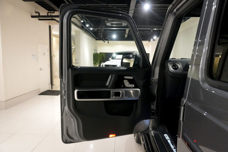 2023年式 メルセデスベンツ G400d ダークステルス AMGライン Newインテリア セレナイトグレー MQ4251