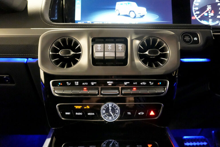 2023年式 メルセデスベンツ G400d ダークステルス AMGライン Newインテリア セレナイトグレー MQ4251