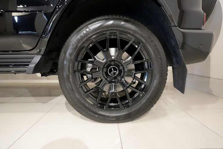 2023年式 メルセデスベンツ G400d Gmanufakturプログラム ダークブラック AMGライン オブシディアンブラック MQ4258
