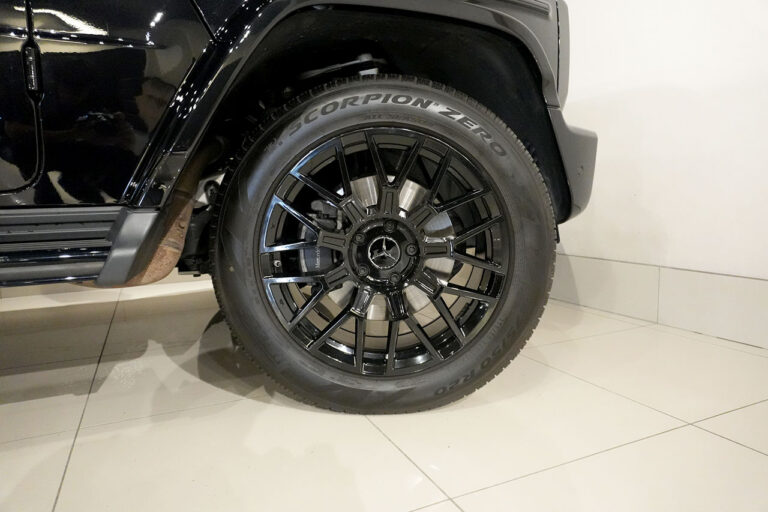 2023年式 メルセデスベンツ G400d Gmanufakturプログラム ダークブラック AMGライン オブシディアンブラック MQ4258