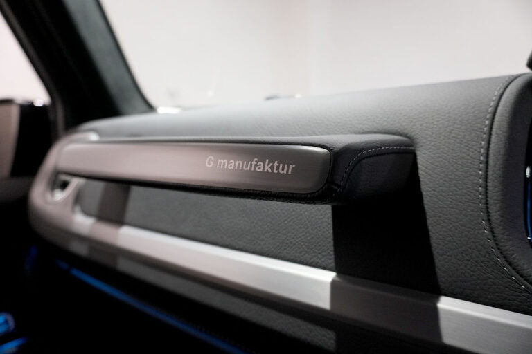 2023年式 メルセデスベンツ G400d Gmanufakturプログラム ダークブラック AMGライン オブシディアンブラック MQ4258