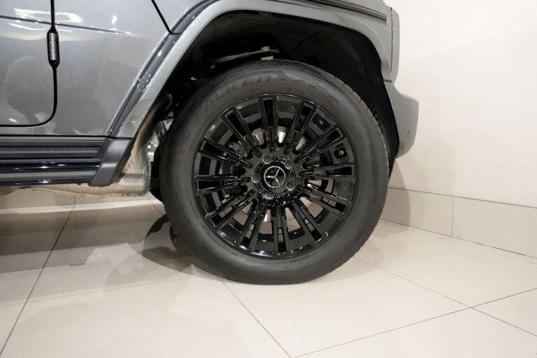 2025年式 メルセデスベンツG450d maqspeed 12 MANUFAKTURプログラム+ AMGライン グラファイト MQ4262