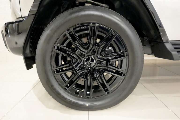 2026年式 MP202601 メルセデスベンツ G450d AMGライン MANUFAKTURプログラムプラス ナイトパッケージ モハーベシルバー MQ4176