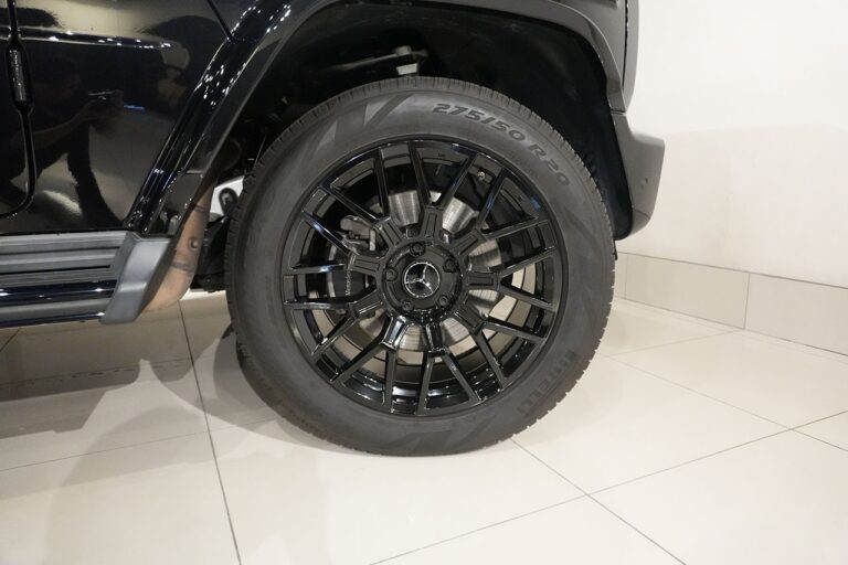 2023年式 メルセデスベンツ G400d maqspeed 9 ダークブラック AMGライン Gmanufakturプログラム オブシディアンブラック MQ4256