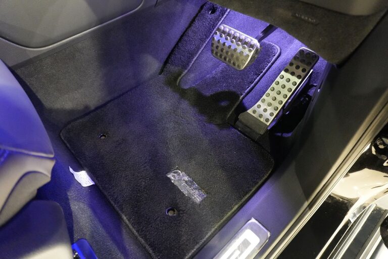 2023年式 メルセデスベンツ G400d maqspeed 9 ダークブラック AMGライン Gmanufakturプログラム オブシディアンブラック MQ4256
