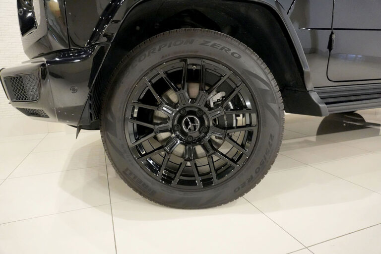 2023年式メルセデスベンツ G400d maqspeed 9 ダークブラック AMGライン Gmanufakturプログラム オブシディアンブラック MQ4259