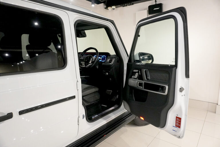 2023年式 メルセデスベンツ G400d Gmanufakturプログラム+ AMGライン オパリスホワイト MQ4275