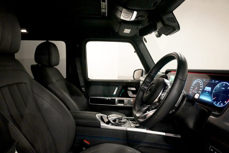 2023年式 メルセデスベンツ G400d Gmanufakturプログラム+ AMGライン オパリスホワイト MQ4275