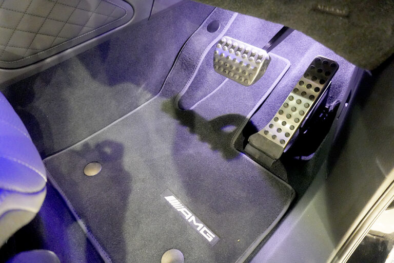 2023年式 メルセデスベンツ G400d maqspeed 12 ダークブラック Gmanufakturプログラム+ AMGライン オブシディアンブラック MQ4278