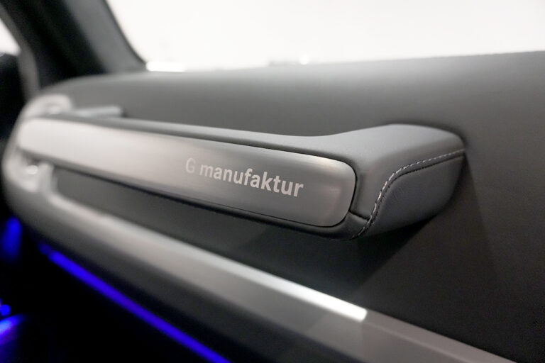 2023年式 メルセデスベンツ G400d maqspeed 12 ダークブラック Gmanufakturプログラム+ AMGライン オブシディアンブラック MQ4278