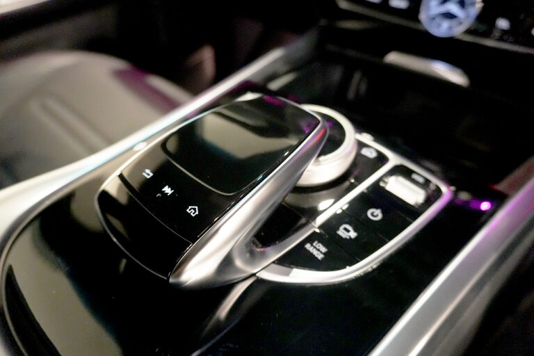 2023年式 メルセデスベンツ G400d ダークブラック Gmanufakturプログラム AMGライン オブシディアンブラック MQ4280