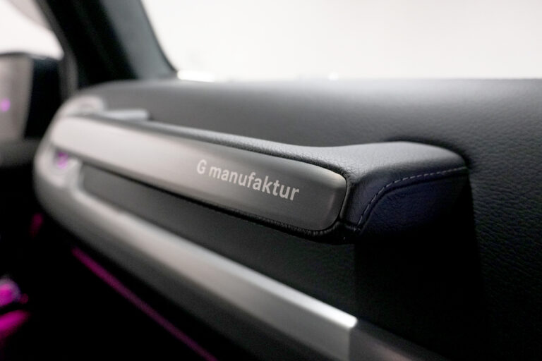2023年式 メルセデスベンツ G400d ダークブラック Gmanufakturプログラム AMGライン オブシディアンブラック MQ4280