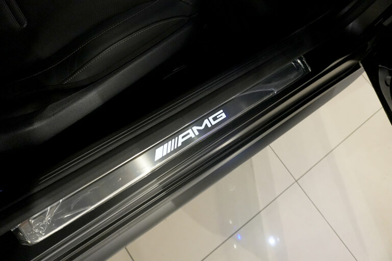 2024年式 メルセデスAMG CLE53 4MATIC+ クーペ AMGダイナミックPKG グラファイトグレーマグノ MQ4284
