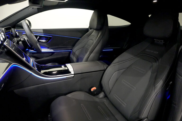 2024年式 メルセデスAMG CLE53 4MATIC+ クーペ AMGダイナミックPKG グラファイトグレーマグノ MQ4284