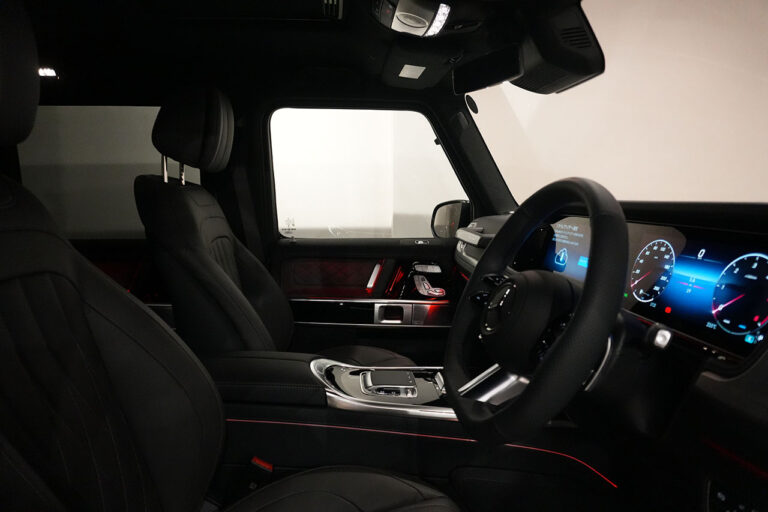 2026年式 メルセデスベンツ G450d AMGライン ナイトPKG MANUAKTURプログラム+ グラファイト MQ4226