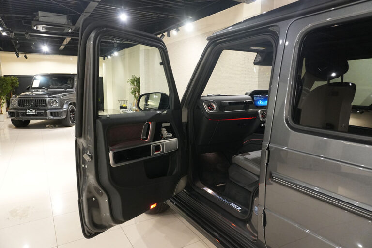 2026年式 メルセデスベンツ G450d AMGライン ナイトPKG MANUAKTURプログラム+ グラファイト MQ4226