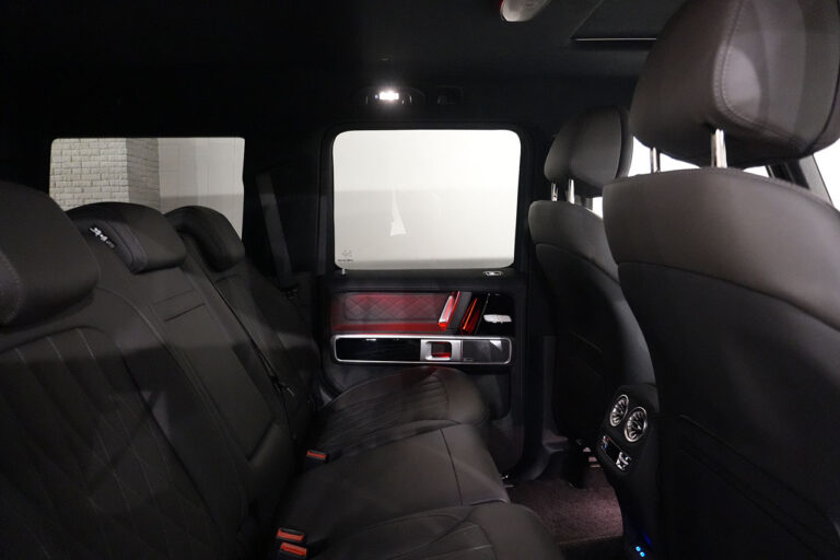 2026年式 メルセデスベンツ G450d AMGライン ナイトPKG MANUAKTURプログラム+ グラファイト MQ4226