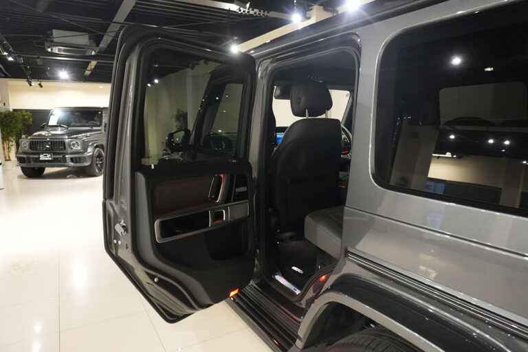 2026年式 メルセデスベンツ G450d AMGライン ナイトPKG MANUAKTURプログラム+ グラファイト MQ4226