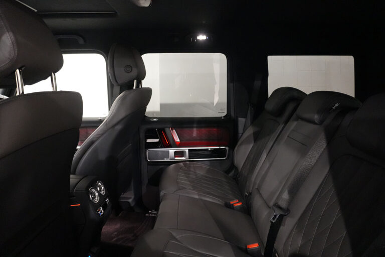 2026年式 メルセデスベンツ G450d AMGライン ナイトPKG MANUAKTURプログラム+ グラファイト MQ4226