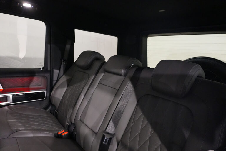 2026年式 メルセデスベンツ G450d AMGライン ナイトPKG MANUAKTURプログラム+ グラファイト MQ4226