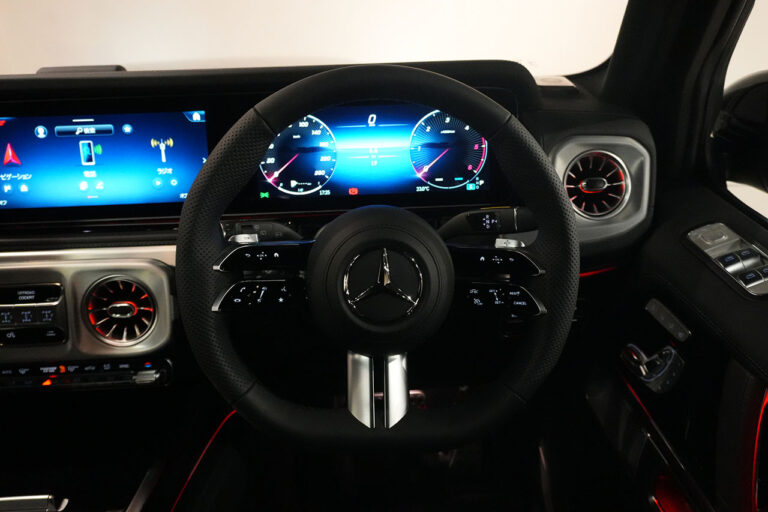 2026年式 メルセデスベンツ G450d AMGライン ナイトPKG MANUAKTURプログラム+ グラファイト MQ4226