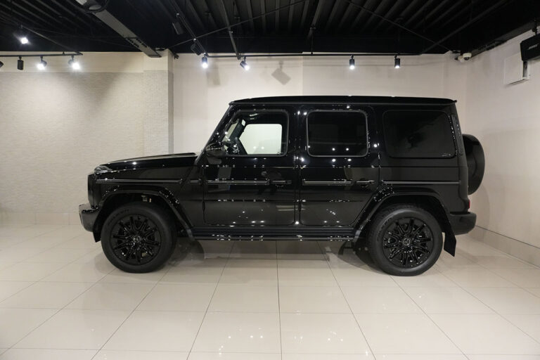 2026年式 メルセデスベンツ G450d 左ハンドル AMGライン ナイトPKG MANUFAKTURプログラム+ オブシディアンブラック MQ4229