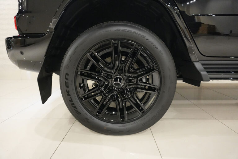 2026年式 メルセデスベンツ G450d 左ハンドル AMGライン ナイトPKG MANUFAKTURプログラム+ オブシディアンブラック MQ4229