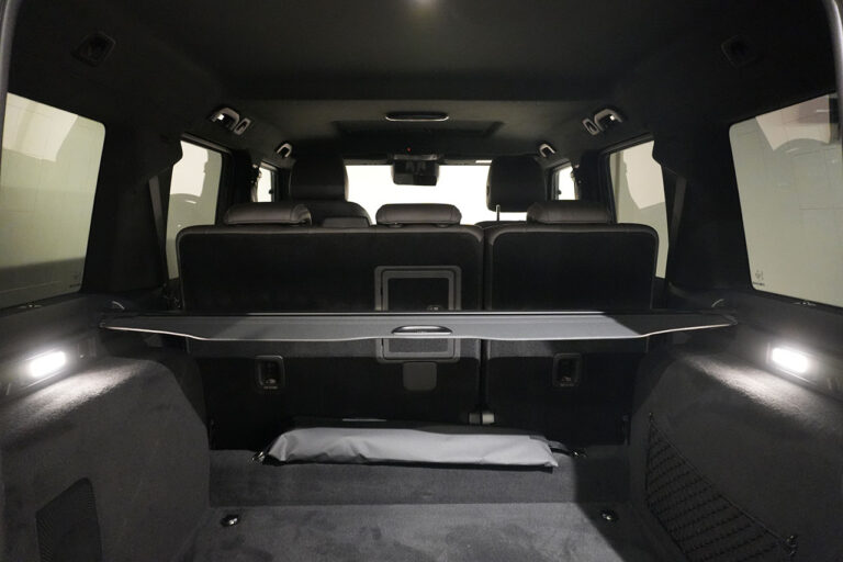 2026年式 メルセデスベンツ G450d 左ハンドル AMGライン ナイトPKG MANUFAKTURプログラム+ オブシディアンブラック MQ4229