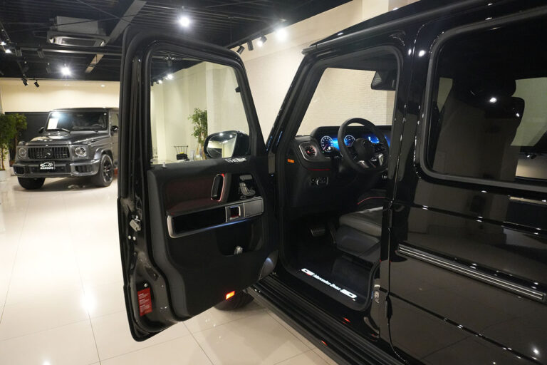 2026年式 メルセデスベンツ G450d 左ハンドル AMGライン ナイトPKG MANUFAKTURプログラム+ オブシディアンブラック MQ4229