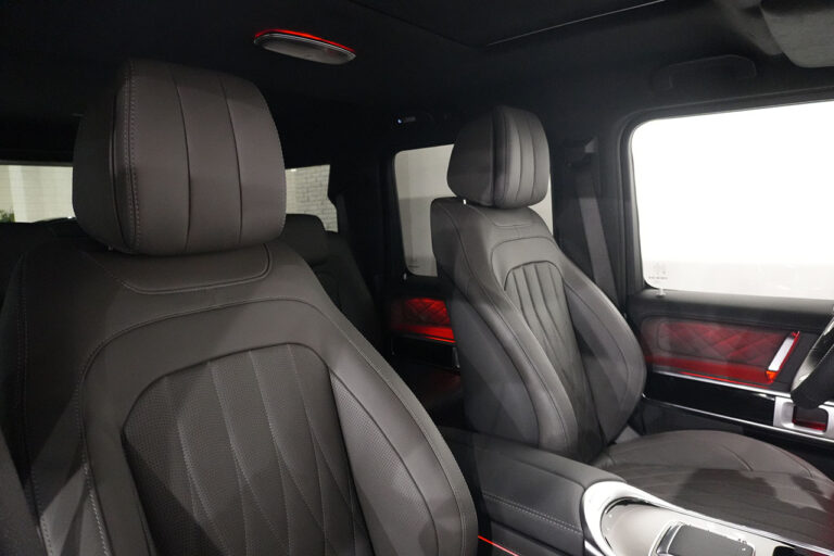 2026年式 メルセデスベンツ G450d 左ハンドル AMGライン ナイトPKG MANUFAKTURプログラム+ オブシディアンブラック MQ4229
