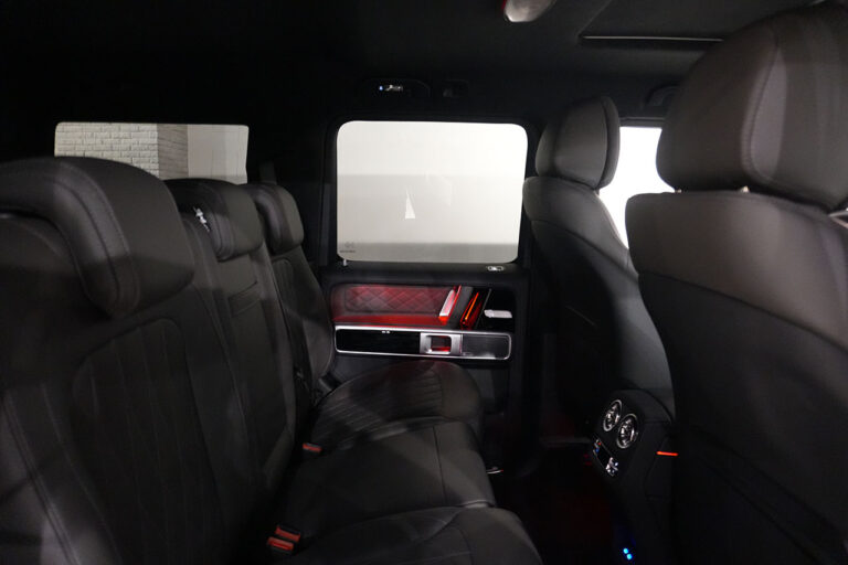 2026年式 メルセデスベンツ G450d 左ハンドル AMGライン ナイトPKG MANUFAKTURプログラム+ オブシディアンブラック MQ4229