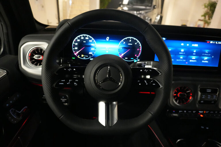 2026年式 メルセデスベンツ G450d 左ハンドル AMGライン ナイトPKG MANUFAKTURプログラム+ オブシディアンブラック MQ4229