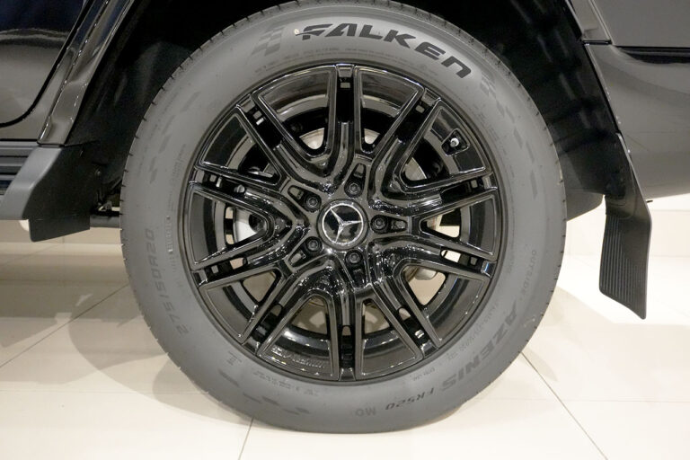 2026年式 メルセデスベンツ G450d AMGライン ナイトPKG MANUFAKTURプログラム+ オブシディアンブラック MQ4292