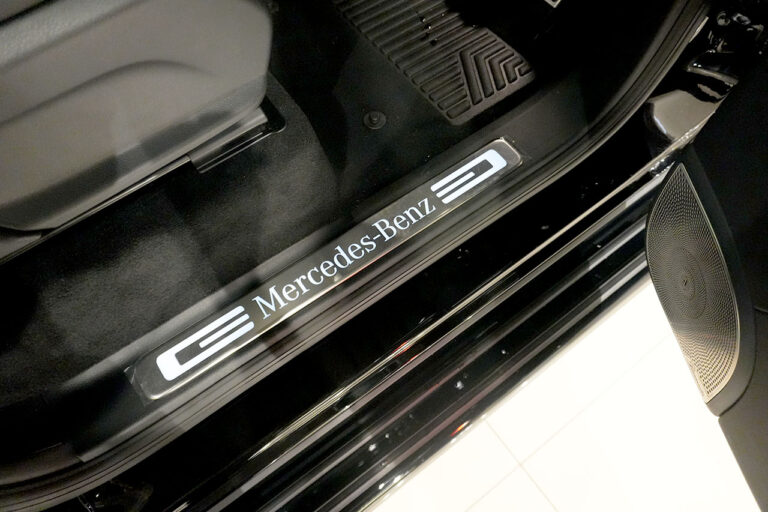 2026年式 メルセデスベンツ G450d AMGライン ナイトPKG MANUFAKTURプログラム+ オブシディアンブラック MQ4292