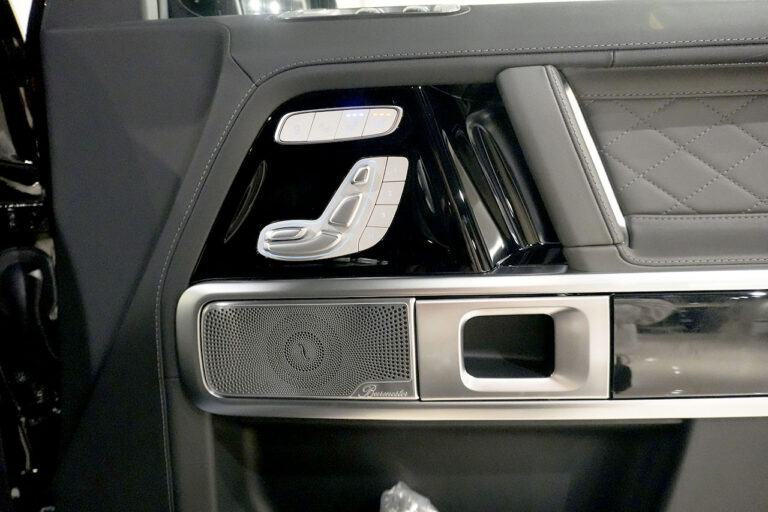 2026年式 メルセデスベンツ G450d AMGライン ナイトPKG MANUFAKTURプログラム+ オブシディアンブラック MQ4292
